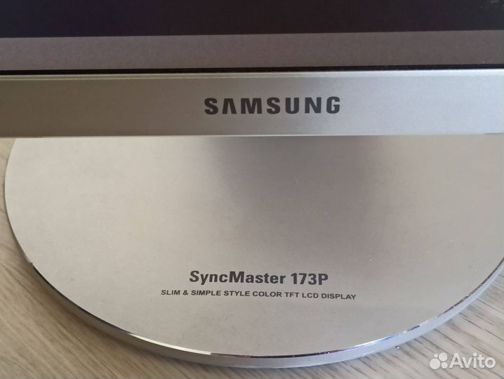 Монитор Samsung SyncMaster 173P