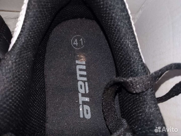 Футбольные бутсы