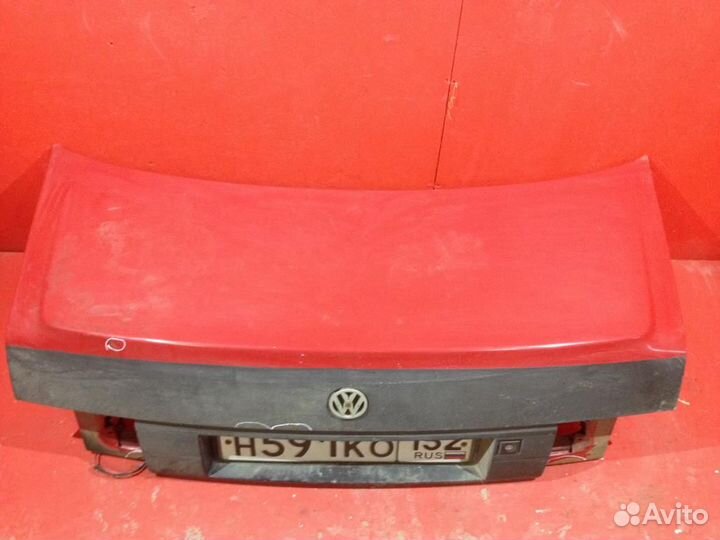 Крышка багажника Фольксваген Пассат Б3 седан