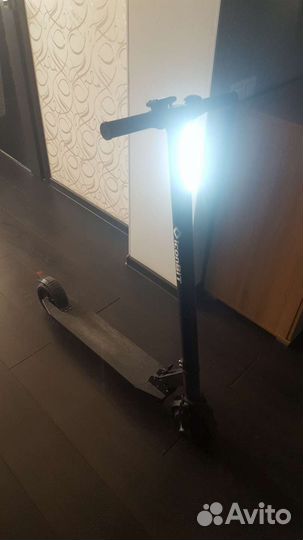 Электросамокат iconbit