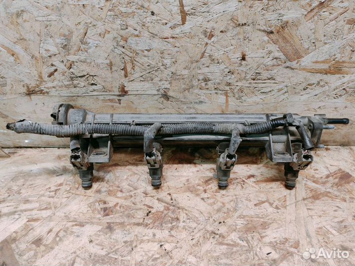 Рейка топливная (рампа) Hyundai Sonata