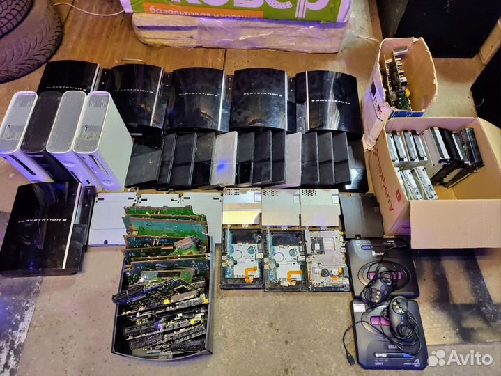 Запчасти PS3/PS2/xbox 360