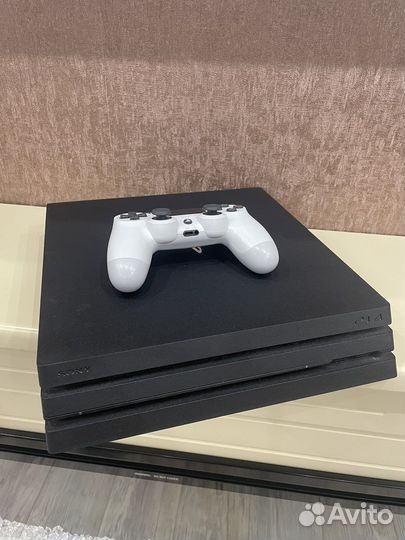 Sony PS4 pro 1tb