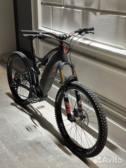 Orbea Wild FS 10 2018. 27,5 L