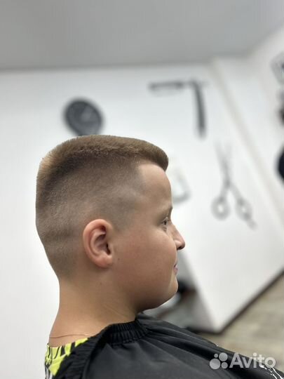 Личный барбер (мужские стрижки)