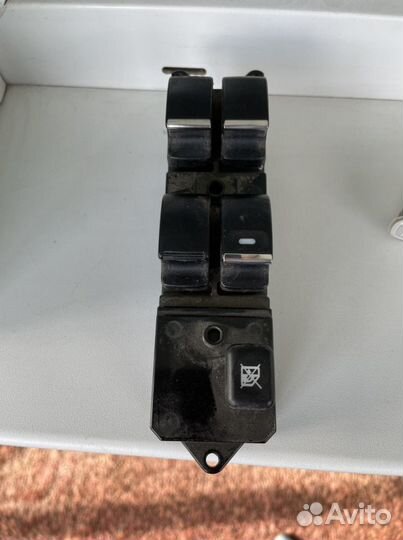 Блок управления стеклоподъемниками lancer 10