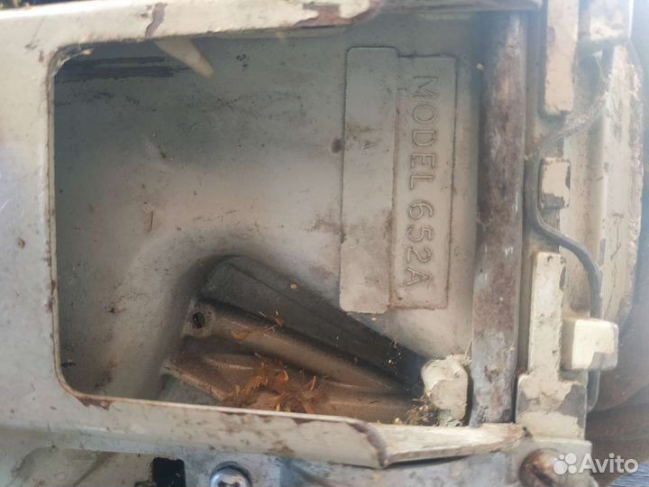 Пылесос ретро