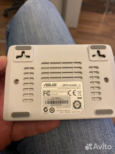 Коммутатор Asusu GX1005B