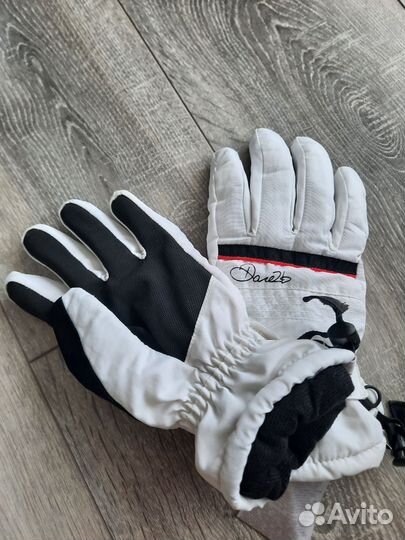 Горнолыжные перчатки женские