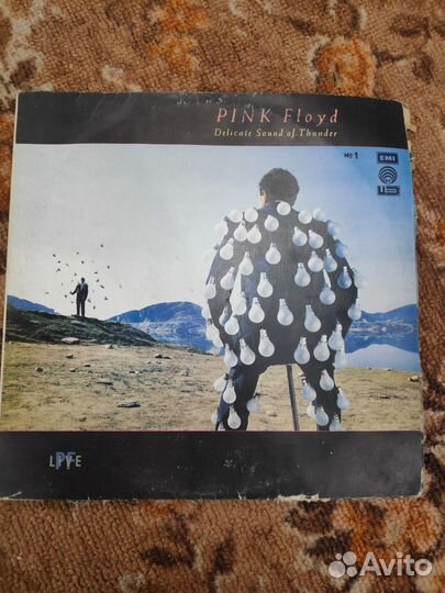 Виниловые пластинки ретро разные