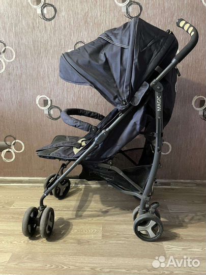 Прогулочная коляска трость