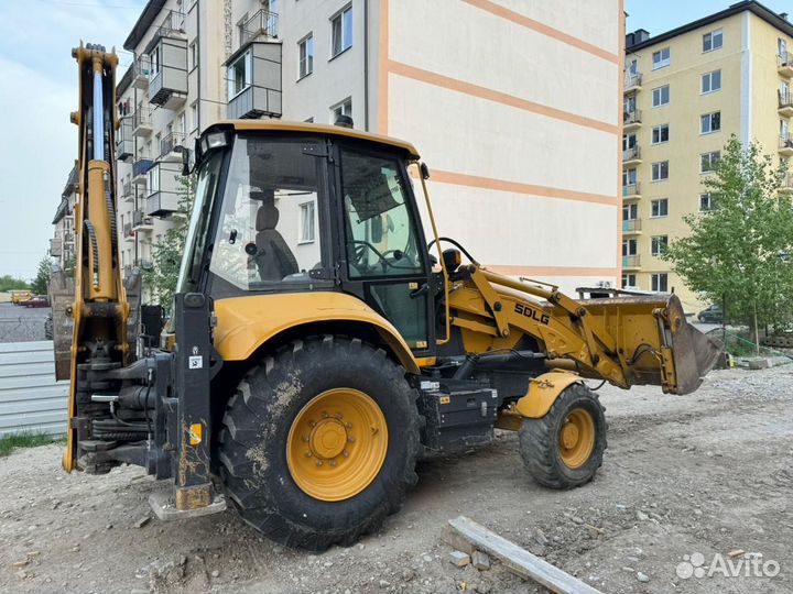 Экскаватор погрузчик