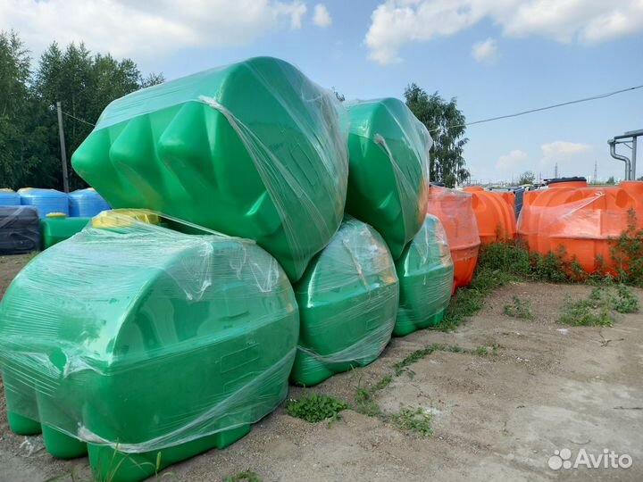 Бак пластиковый 1000 литров