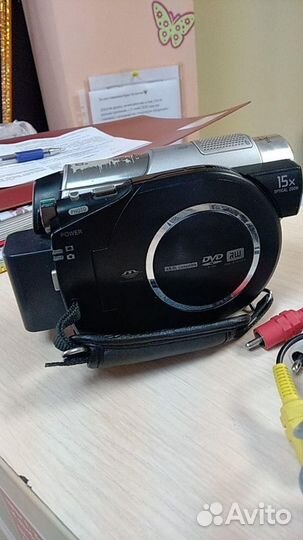 Видеокамера Сони DCR-DVD910E Б3