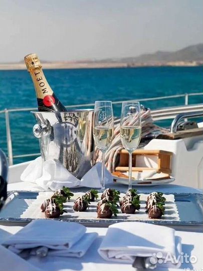 Прогулки на яхте Аренда яхты