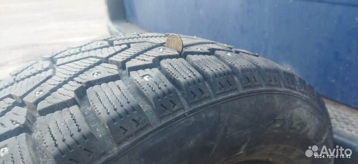 Pirelli Ice Zero 215/65 R16 102T