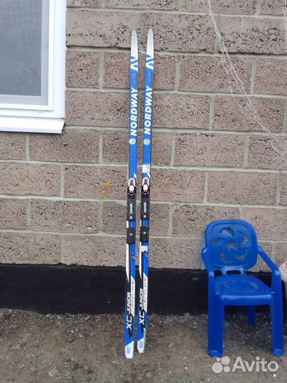 Беговые лыжи