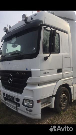 Кабина Mерседес Актрос Mercedes Actros