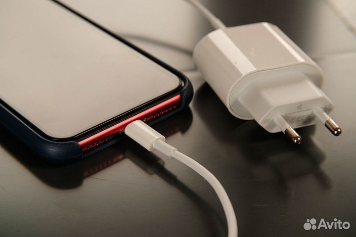 Блок питания для iPhone