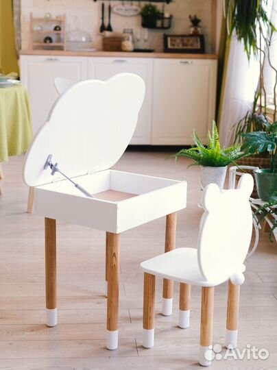Детский стол-пенал и стул