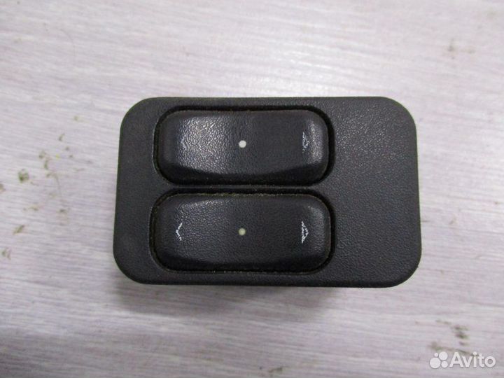 Блок управления стеклоподъемником передний левый