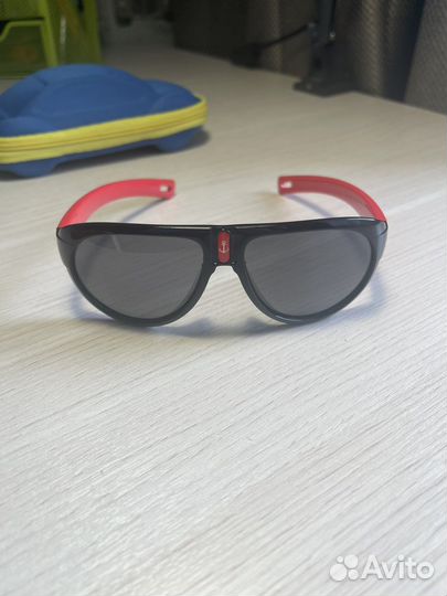 Детские солнечные очки