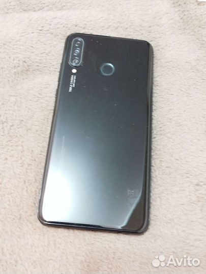 Телефон Huawei P30 lite