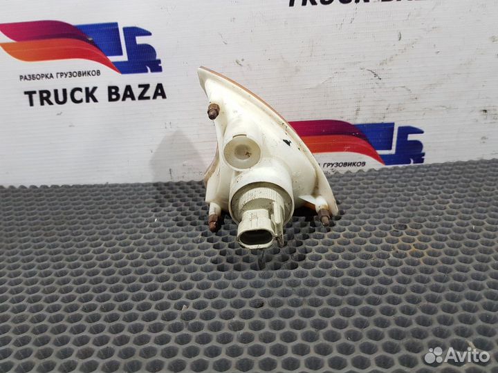 Указатель поворота левый Iveco Stralis