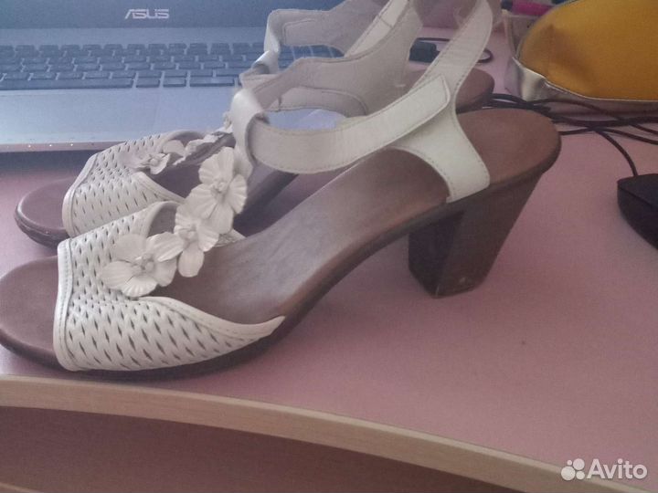 Босоножки женские 39 размер натуральная кожа