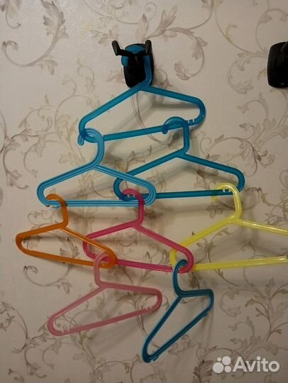 Вешалки плечики IKEA детские