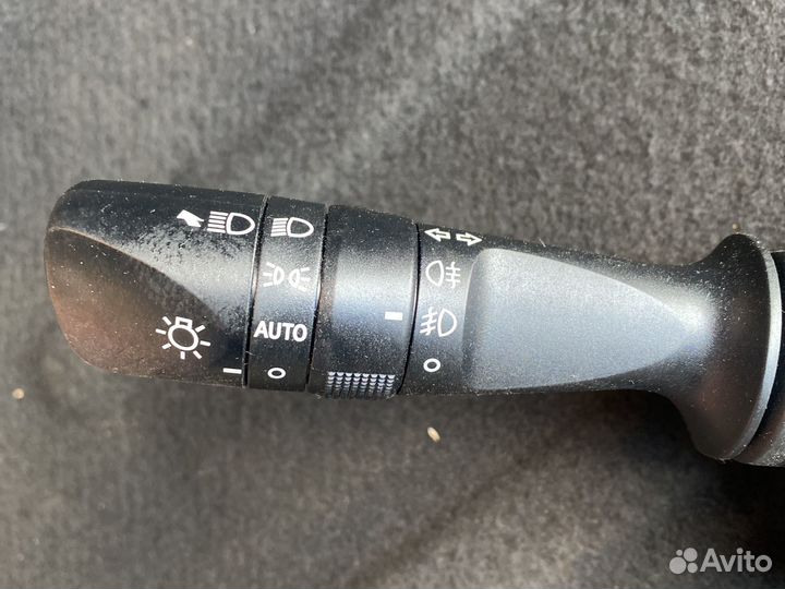 Подрулевой переключатель Toyota Camry 50