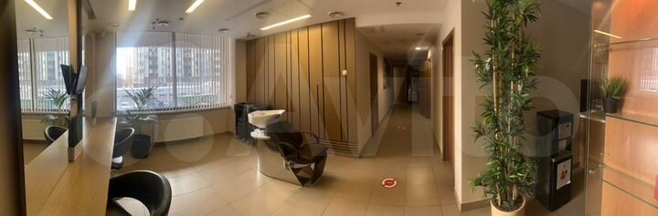 Парикмахерский зал 23 м²