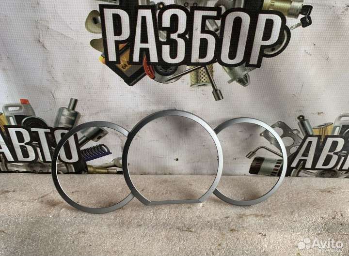 Сузуки Гранд Витара 2.0 накладка панели приборов