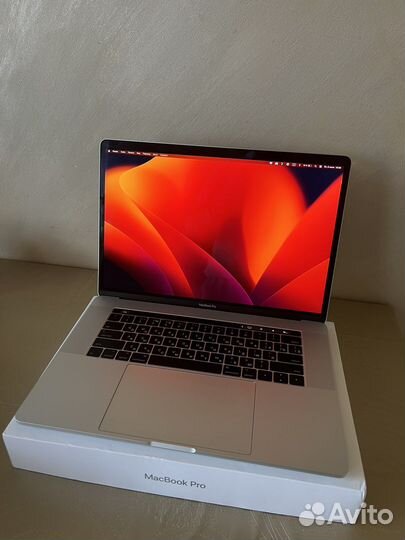 Apple MacBook Pro 15, A1707, 512 gb, radeon 560