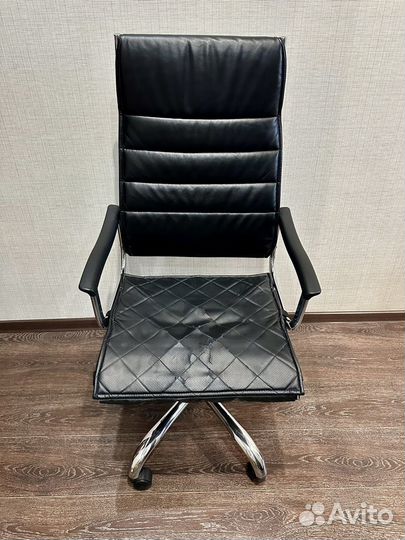 Компьютерное кресло