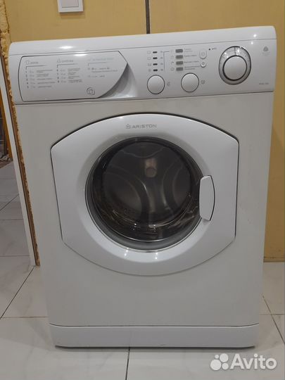 Стиральная машина на запчасти ariston