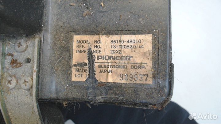 Сабвуфер Lexus RX, 2000