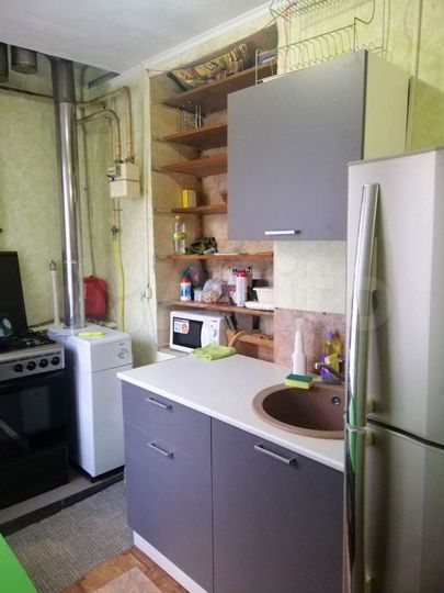 3-к. квартира, 40 м², 2/3 эт.