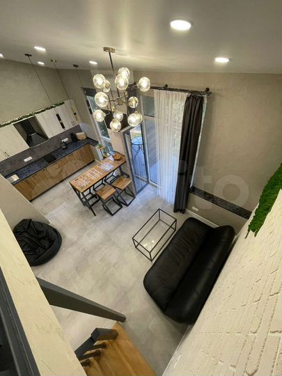 2-к. квартира, 65 м², 3/3 эт.