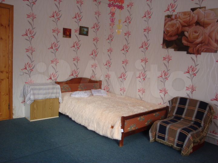 Комната 20 м² в 4-к., 2/2 эт.