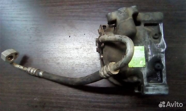 Компрессор кондиционера Nissan Almera Primera