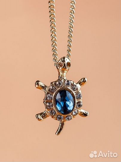 Бижутерия женская на шею 