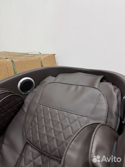 Массажное кресло с терминалом