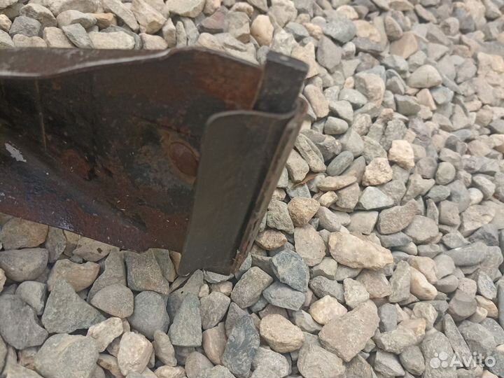 Багажник для классики и для ваз-2199 15 14 9