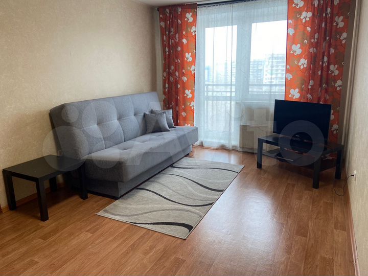 1-к. квартира, 40 м², 8/10 эт.