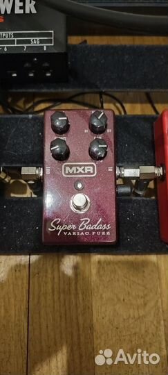 MXR Super Badass variac fuzz