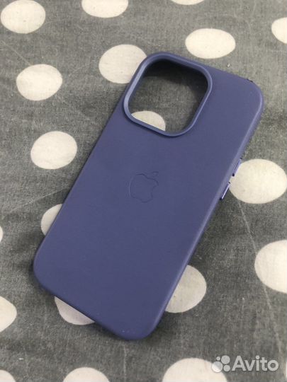 Чехол на iPhone 14 pro