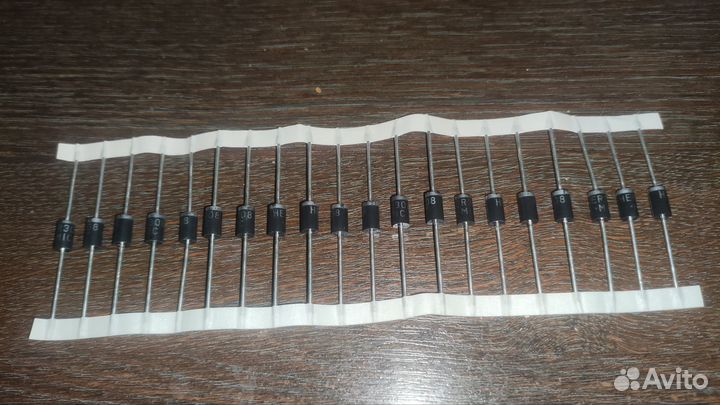 Выпрямительный диодHER308