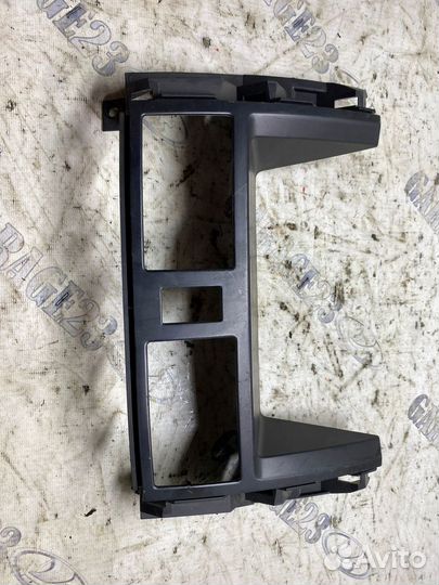 Рамка дефлектора Nissan Teana