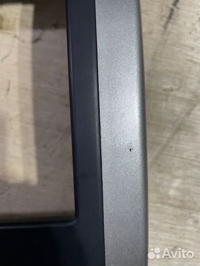 Центральная консоль Nissan X-Trail NT31 MR20